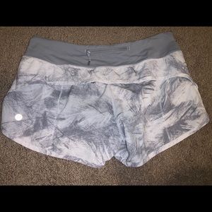 Lulu Lemon Speed Up Short